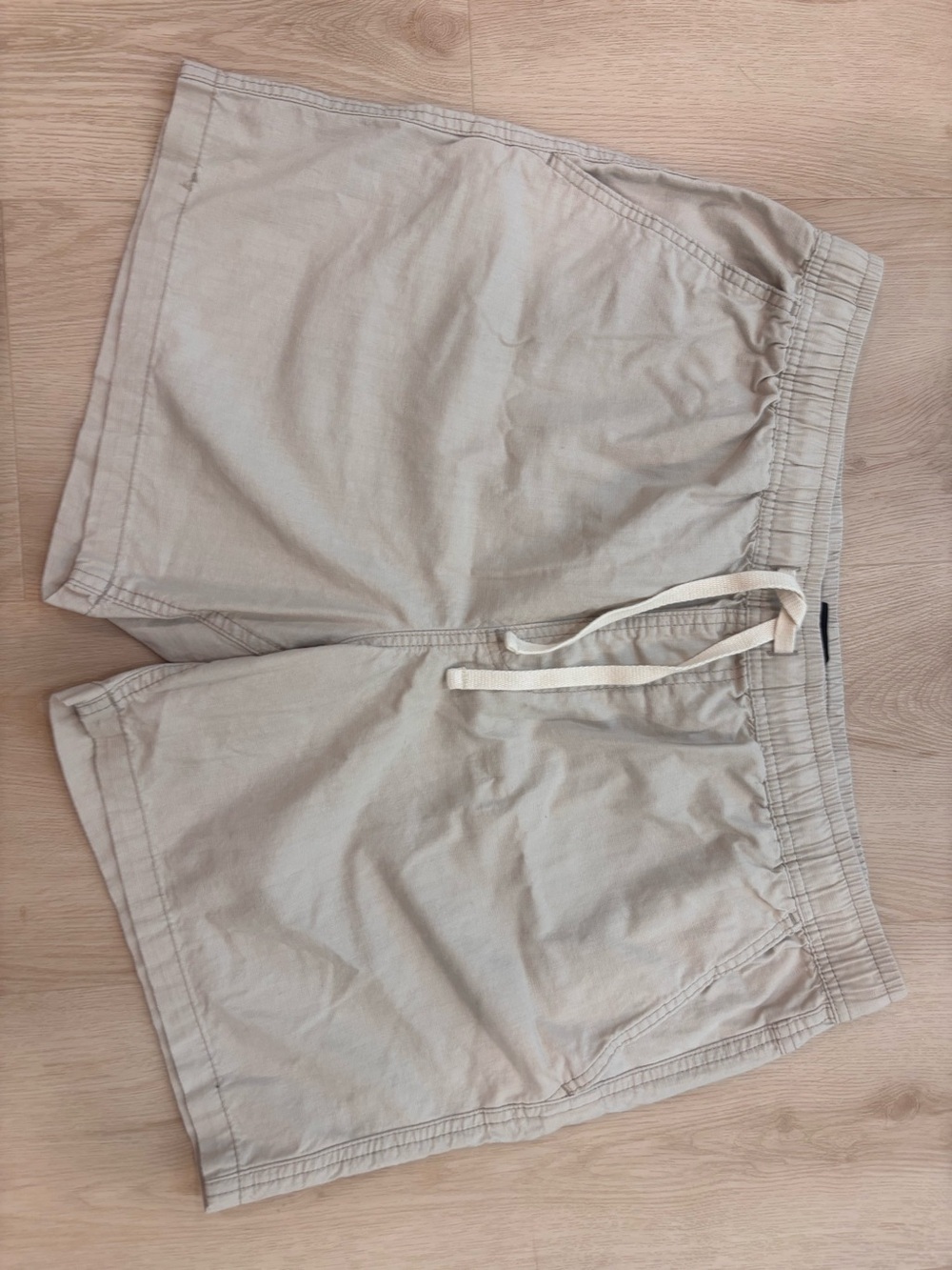 Cotton On Men's Light Beige Drawstring Hybrid Shorts